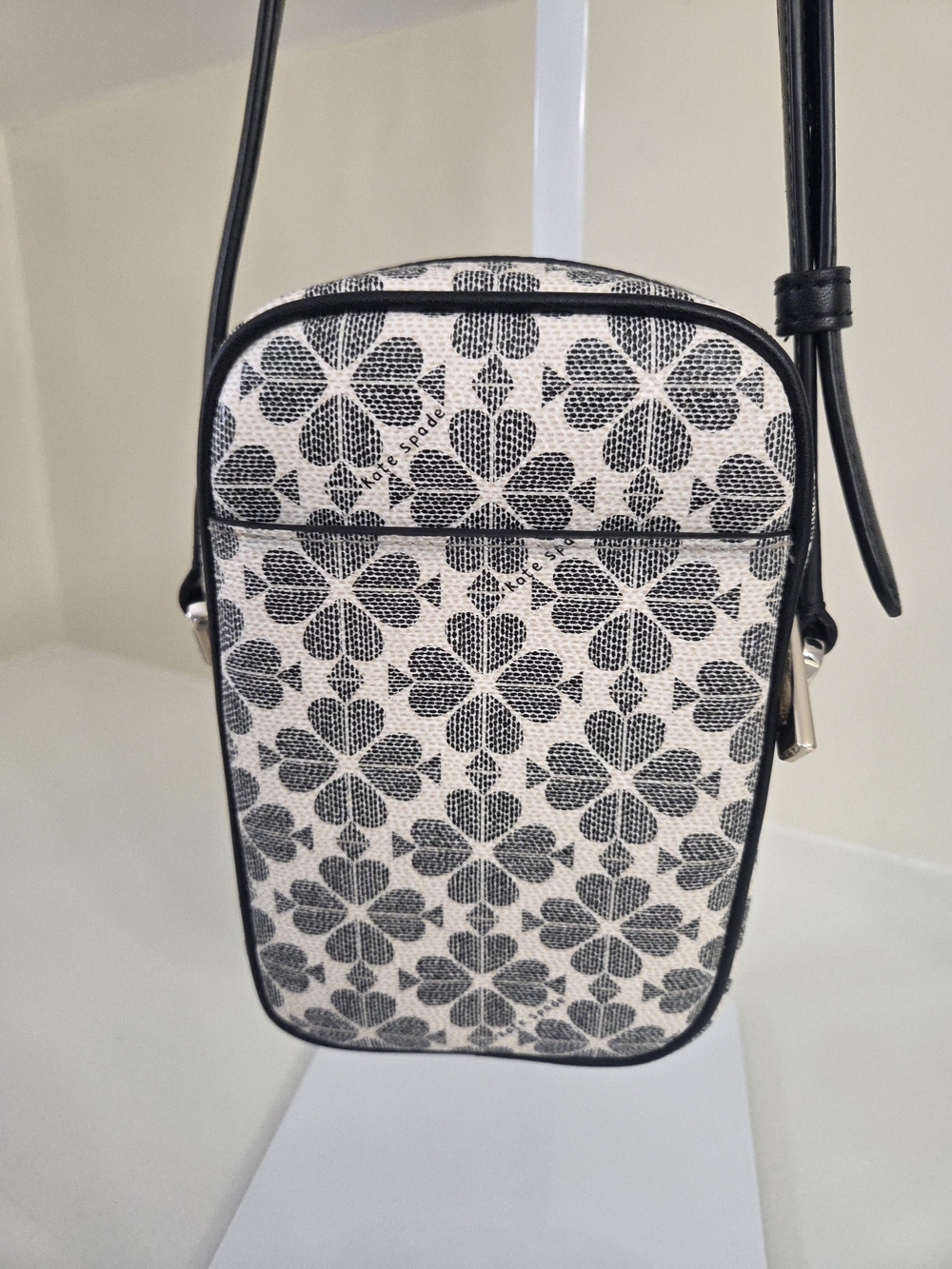 Black and White Floral Crossbody Phone Bag by kate spade - Picture 5 of 6